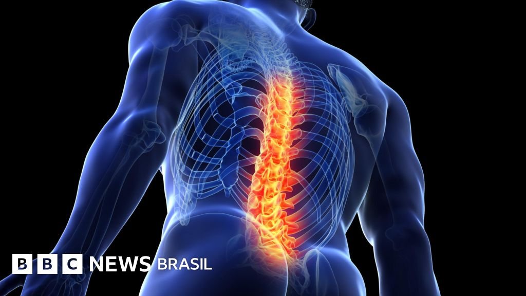 Dor abdominal causada pela coluna