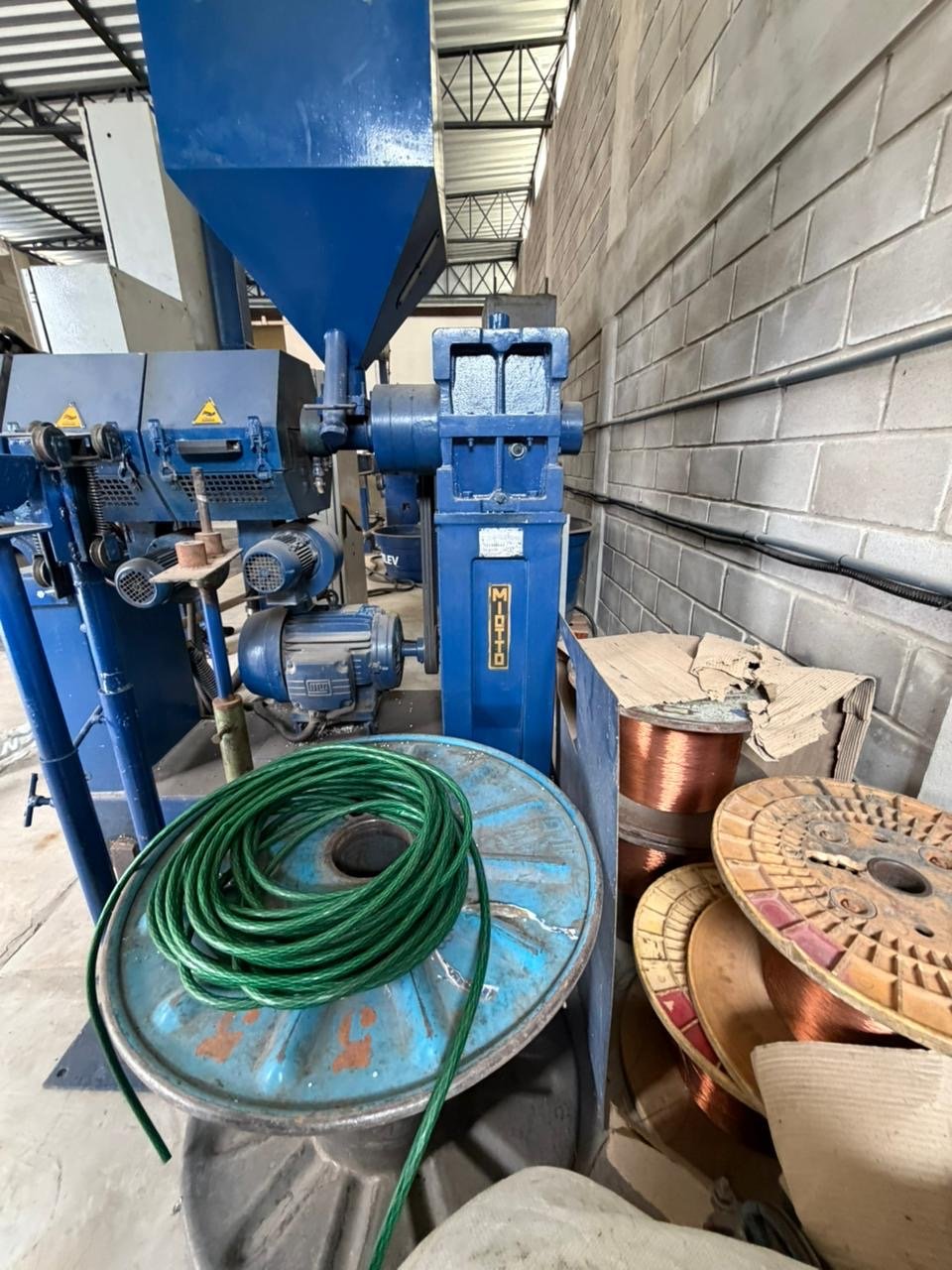 Diligência policial no local